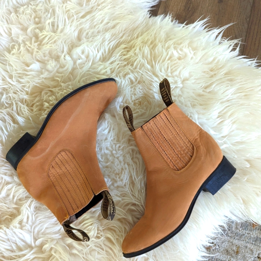 Unisex Charro Boots Sz 8